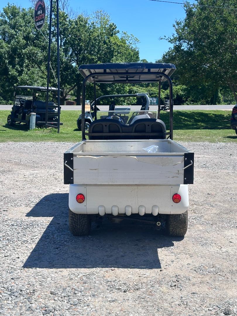 2024 ICON i20 with 6' Utility Bed